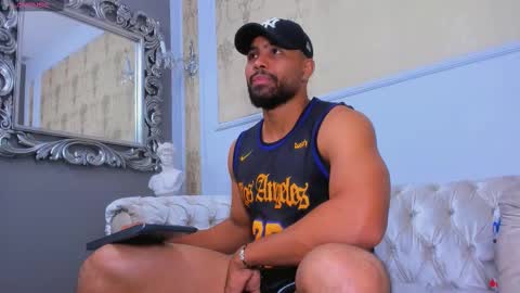 U can call me Logan online show from 09/22/25, 02:35