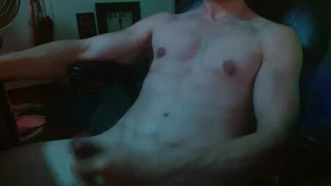 Snapshot of loggie62 chatting on 04/25/26, 03:09 loggie62 online show from 04/25/26, 03:09