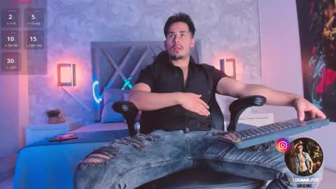 Snapshot of loghan_fox chatting on 09/21/25, 03:41 Loghan online show from 09/21/25, 03:41