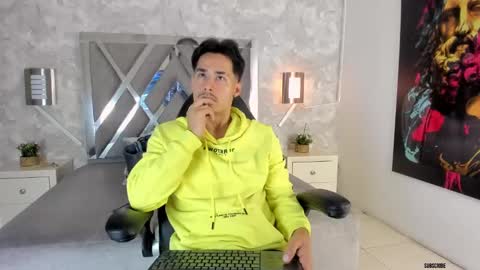 Snapshot of loghan_fox chatting on 10/08/25, 02:42 Loghan online show from 10/08/25, 02:42