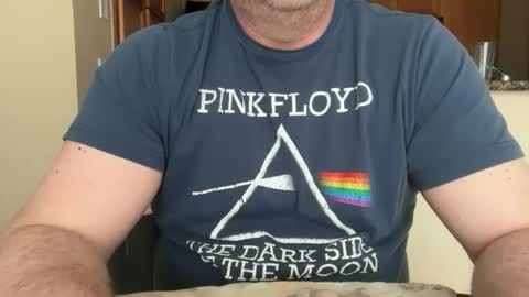 Snapshot of logical12345 chatting on 10/31/25, 08:10 logical12345 online show from 10/31/25, 08:10