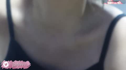 Snapshot of loidjanne chatting on 11/10/25, 04:33 Janne Miller 9pm to 3am GMT-5 online show from 11/10/25, 04:33