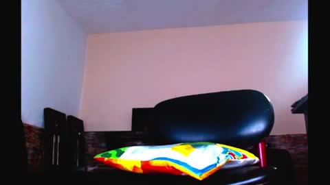 Snapshot of lois_fer chatting on 07/06/26, 10:01 Lois online show from 07/06/26, 10:01