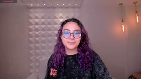 Snapshot of loiseharper chatting on 06/14/26, 11:51 Loise online show from 06/14/26, 11:51