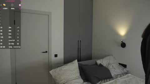 Elza online show from 11/26/25, 07:04