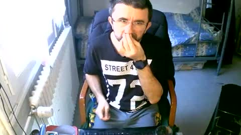 lokoum39 online show from 01/12/25, 10:23