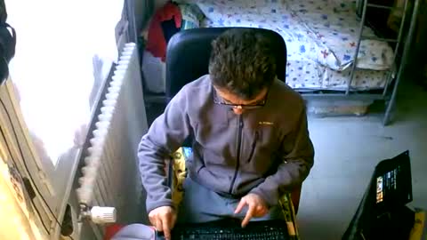 lokoum39 online show from 10/15/25, 08:25