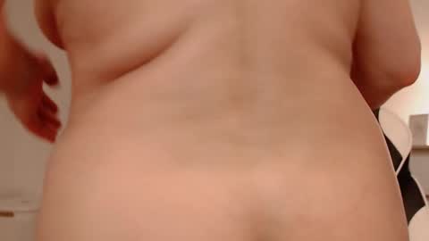  Lola  online show from 02/27/26, 05:51