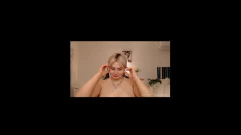 Snapshot of lola_anderson chatting on 04/23/26, 05:41 Lola online show from 04/23/26, 05:41
