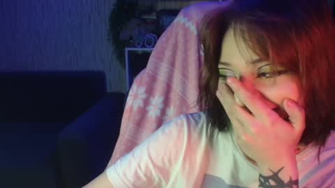 lola online show from 02/03/25, 10:03