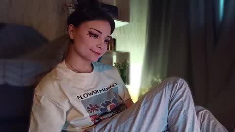 Snapshot of lola_bani_ chatting on 02/04/26, 09:59 lola online show from 02/04/26, 09:59