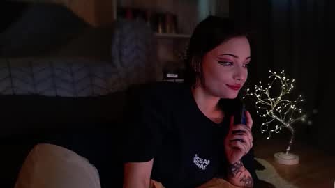 Snapshot of lola_bani_ chatting on 02/06/26, 07:23 lola online show from 02/06/26, 07:23