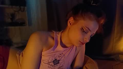 Snapshot of lola_bani_ chatting on 04/20/26, 08:39 lola online show from 04/20/26, 08:39