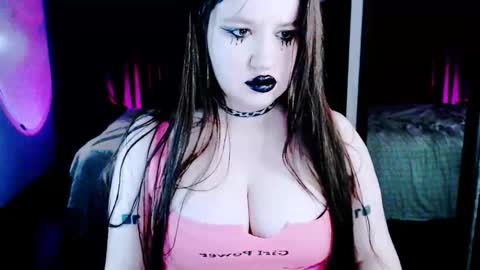 Snapshot of lola_chi chatting on 03/22/26, 02:59 Lola Chi online show from 03/22/26, 02:59