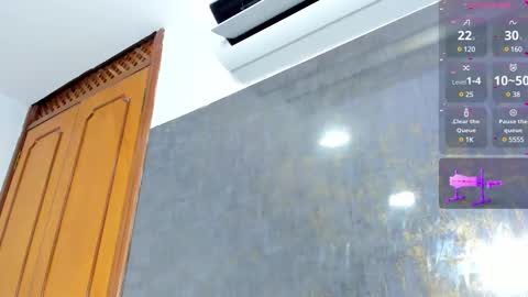 lola online show from 02/15/25, 11:28