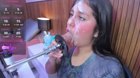 lola online show from 03/06/25, 02:29