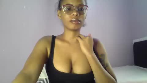 Snapshot of lola_coco chatting on 04/02/26, 04:54 Lola Coco online show from 04/02/26, 04:54