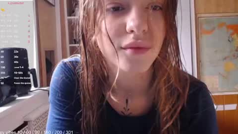 Snapshot of lola_dinky chatting on 03/03/26, 11:16 Lola online show from 03/03/26, 11:16
