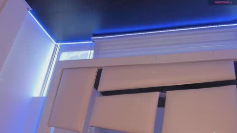 Snapshot of lola_js chatting on 09/24/25, 09:18 lola_js online show from 09/24/25, 09:18