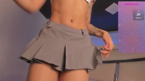 Snapshot of lola_js chatting on 09/25/25, 09:51 lola_js online show from 09/25/25, 09:51