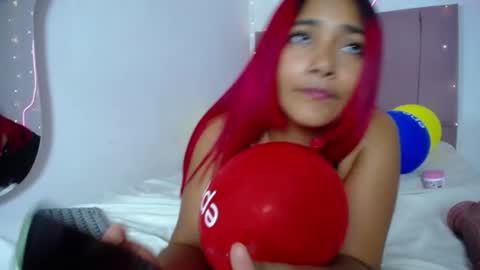Snapshot of lola_lustrum chatting on 07/02/26, 02:56 lola_lustrum online show from 07/02/26, 02:56