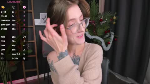 Lola online show from 12/27/24, 05:42