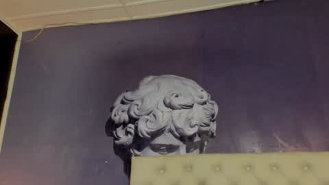 lola red online show from 12/27/24, 05:26