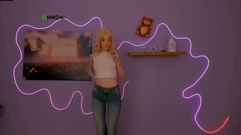 lola_savage_ online show from 03/07/26, 07:55