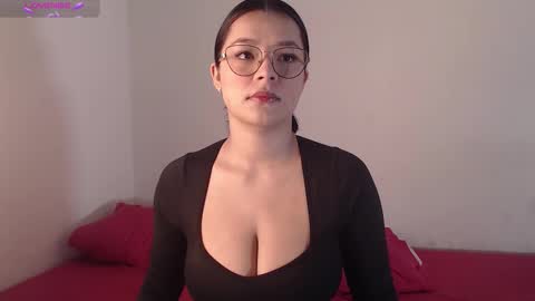 Snapshot of lola_sweeet18 chatting on 10/09/25, 11:41 lola_sweeet18 online show from 10/09/25, 11:41