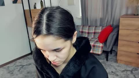 Snapshot of lola_weis chatting on 02/28/26, 08:04 Melina online show from 02/28/26, 08:04