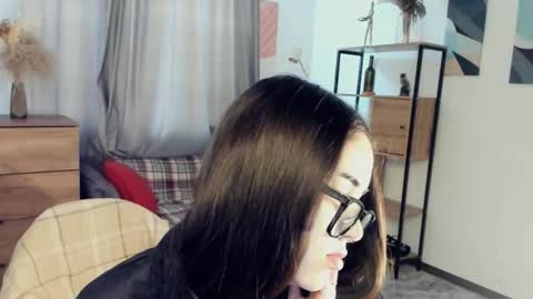 Snapshot of lola_weis chatting on 03/01/26, 09:11 Melina online show from 03/01/26, 09:11