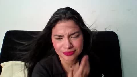 lolaa_staars online show from 09/15/25, 07:19