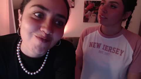 Snapshot of lolaandcamille chatting on 02/24/25, 06:47 lolaandcamille online show from 02/24/25, 06:47