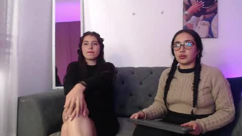 Snapshot of lolaandcamille chatting on 03/06/25, 07:21 lolaandcamille online show from 03/06/25, 07:21