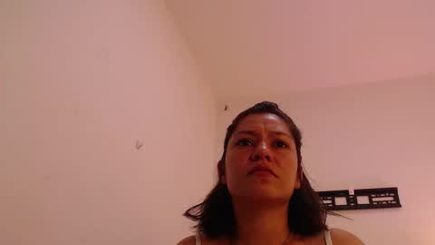 Snapshot of lolaandcamille chatting on 10/13/25, 10:15 lolaandcamille online show from 10/13/25, 10:15