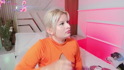 Lola Angel online show from 01/16/25, 08:14