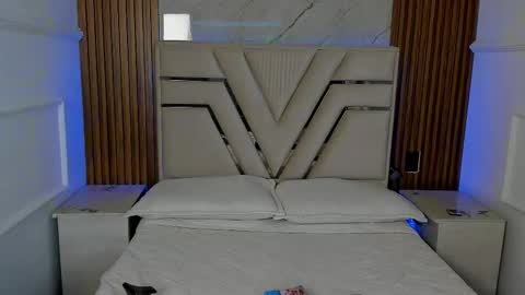 Lola Angel online show from 09/15/25, 08:20