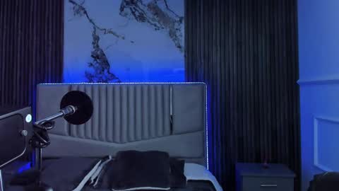 Lola Angel online show from 09/18/25, 11:34