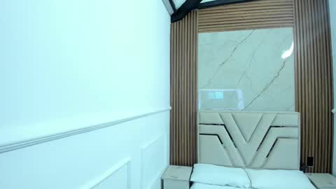 Lola Angel online show from 09/27/25, 07:52