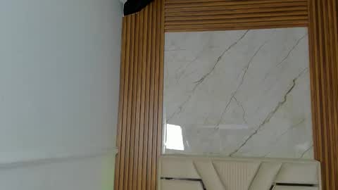 Lola Angel online show from 09/30/25, 11:59