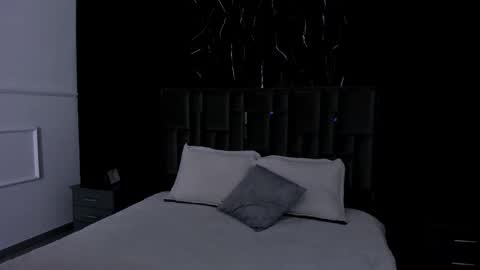 Lola Angel online show from 02/02/26, 07:56