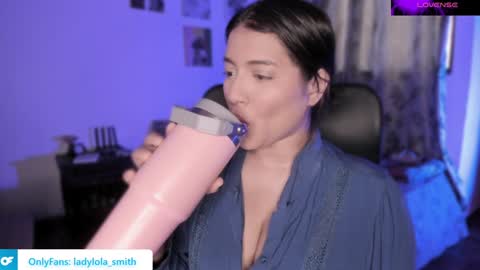 lolaasmith_21 online show from 12/13/24, 08:47