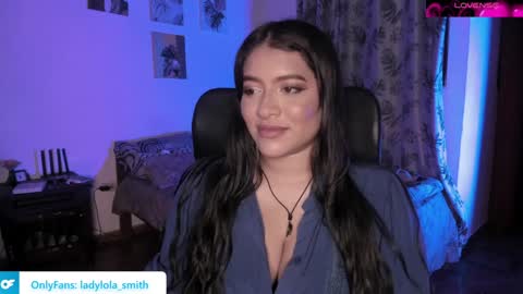 lolaasmith_21 online show from 12/13/24, 11:50