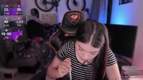 lolaasmith_21 online show from 03/21/26, 10:02