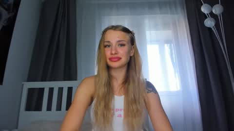 Snapshot of lolabani675452 chatting on 09/23/25, 01:14 lolabani675452 online show from 09/23/25, 01:14