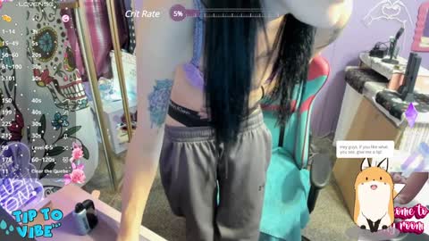 Snapshot of lolabunny9 chatting on 12/03/24, 04:06 Lola online show from 12/03/24, 04:06