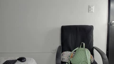 lolabunnysc online show from 05/15/26, 12:01