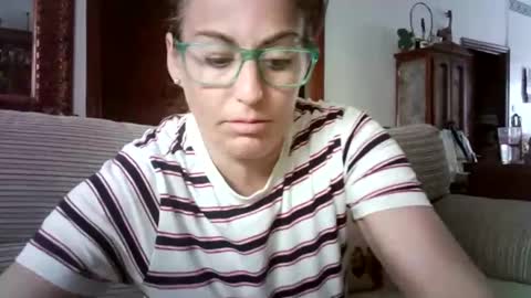 LOLA HUESO y ERIC online show from 02/15/25, 10:11