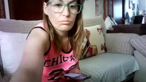 LOLA HUESO y ERIC online show from 02/17/25, 09:46