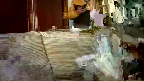 LOLA HUESO y ERIC online show from 02/19/25, 03:05